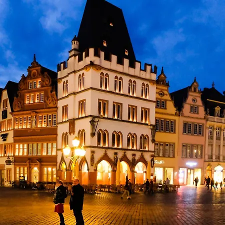 Kirchturmblick Euren Trier