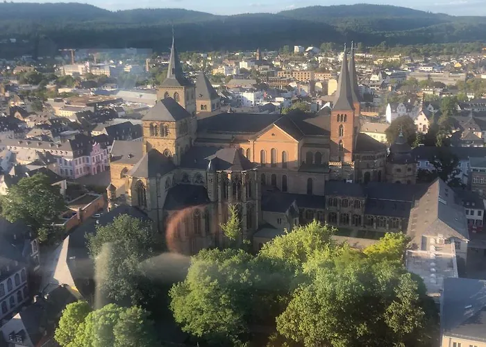 Kirchturmblick Euren 아파트 *